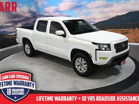 Used 2022 Nissan Frontier SV w/ Technology Package image 2