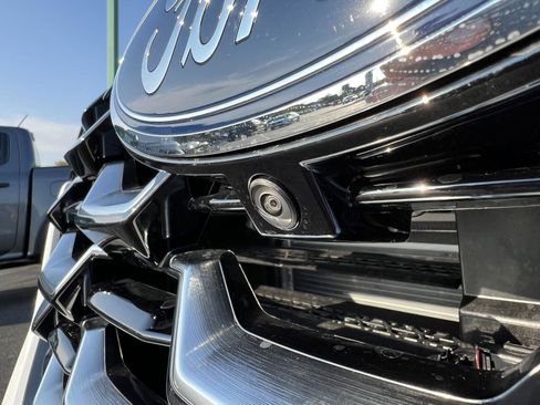 New 2026 Ford Explorer Platinum image 13