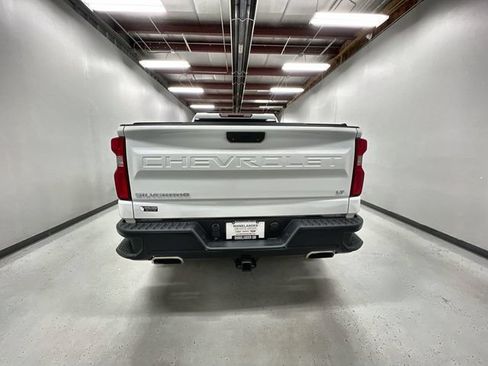Used 2019 Chevrolet Silverado 1500 LT Trail Boss AWD/4WD image 7
