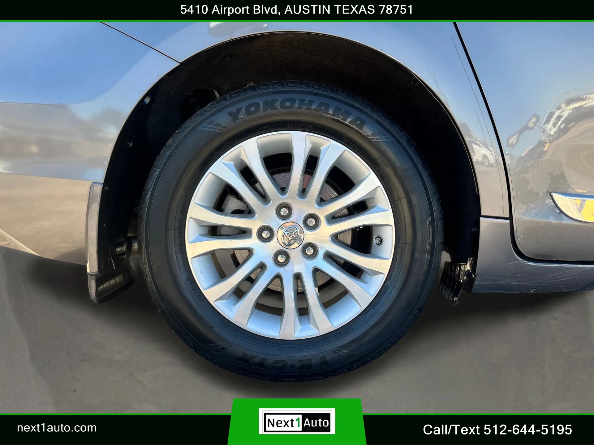 Used 2014 Toyota Sienna XLE w/ Entertainment Package FWD image 45