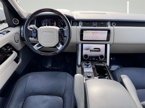 Used 2018 Land Rover Range Rover Supercharged image 5