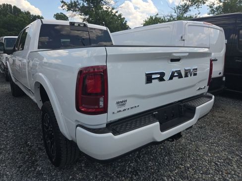 Used 2025 RAM 2500 Limited AWD/4WD image 5