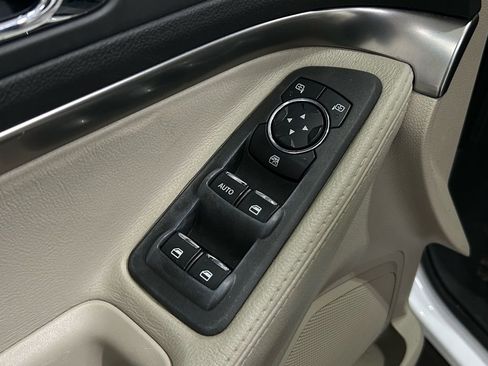 Used 2014 Ford Explorer 4WD image 19