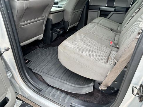 Used 2016 Ford F150 XLT AWD/4WD image 9