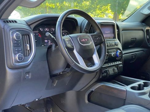 Used 2022 GMC Sierra 2500 SLT w/ SLT Premium Package AWD/4WD image 10