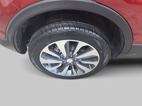 Used 2022 Buick Encore Preferred w/ Safety Package AWD/4WD image 32