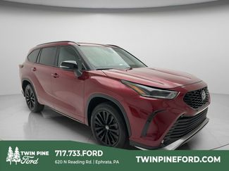 Used 2025 Toyota Highlander Limited AWD/4WD video 1