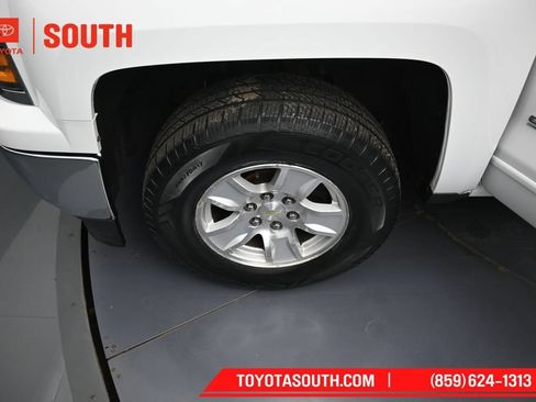 Used 2015 Chevrolet Silverado 1500 LT AWD/4WD image 31