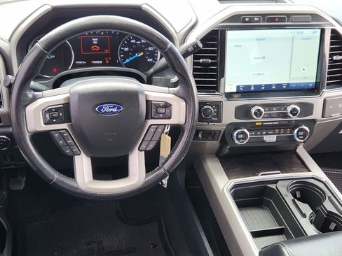 Used 2022 Ford F350 Lariat AWD/4WD image 25