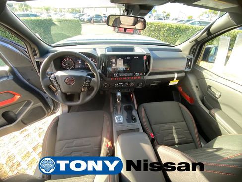 New 2026 Nissan Frontier PRO-4X w/ Pro-4x Convenience Package image 15