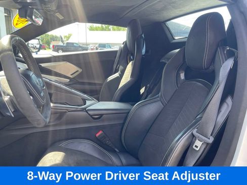 Used 2021 Chevrolet Corvette Stingray Premium Conv w/ Z51 Performance Package RWD image 13