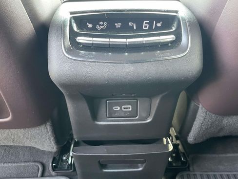 Used 2021 Cadillac XT6 Premium Luxury AWD/4WD image 12