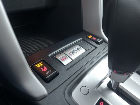 Used 2017 Subaru Forester 2.5i Premium w/ All-Weather Package image 20