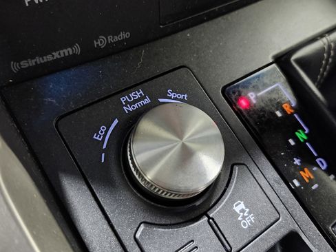 Used 2019 Lexus NX 300 FWD image 4