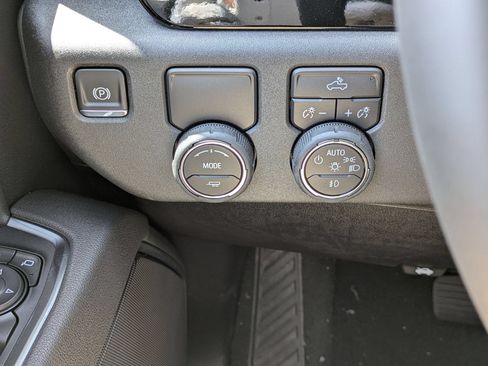 Used 2025 Chevrolet Silverado 1500 RST w/ Protection Package RWD image 22