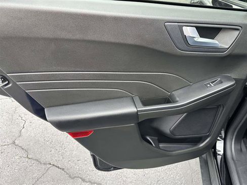 Used 2024 Ford Escape ST-Line w/ Tech Pack #1 AWD/4WD image 12