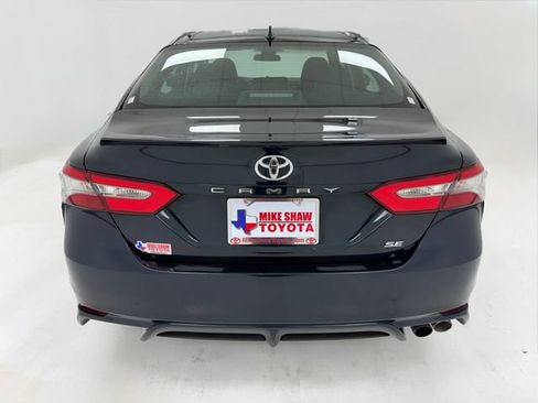 Used 2019 Toyota Camry SE FWD image 39