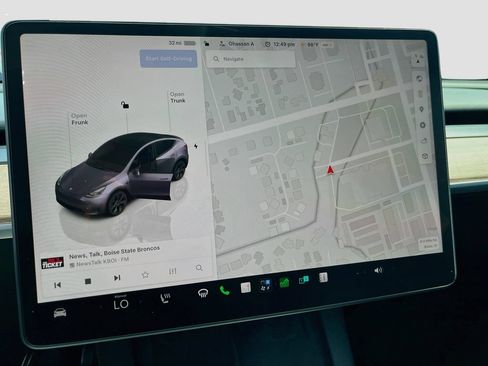 Used 2024 Tesla Model Y Long Range AWD/4WD image 12