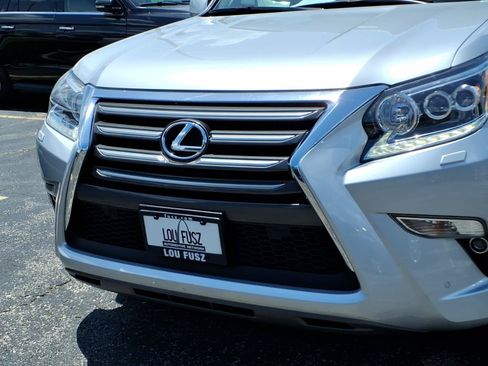 Used 2018 Lexus GX 460 Premium w/ Premium Package AWD/4WD image 36