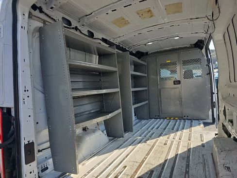 Used 2019 Ford Transit 250 148 Medium Roof image 29