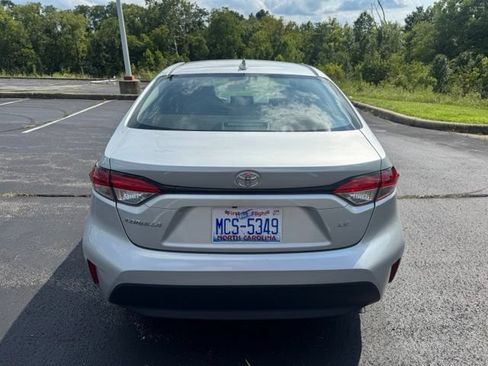 Used 2024 Toyota Corolla LE FWD image 4