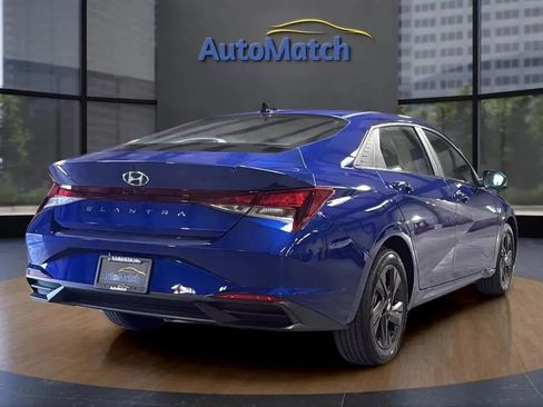 Used 2023 Hyundai Elantra SEL image 10