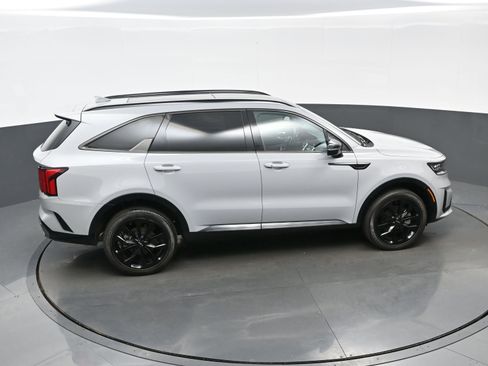 Used 2023 Kia Sorento SX image 42