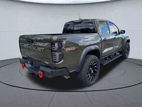 Used 2025 Chevrolet Colorado Trail Boss AWD/4WD image 2