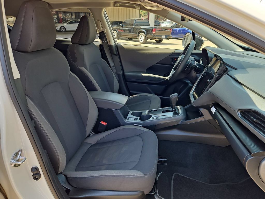 Used 2025 Subaru Crosstrek 2.5i Premium AWD/4WD image 31