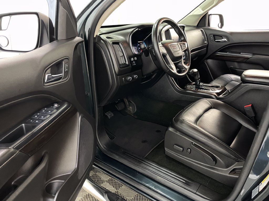 Used 2017 GMC Canyon SLT w/ Driver Alert Package AWD/4WD image 23
