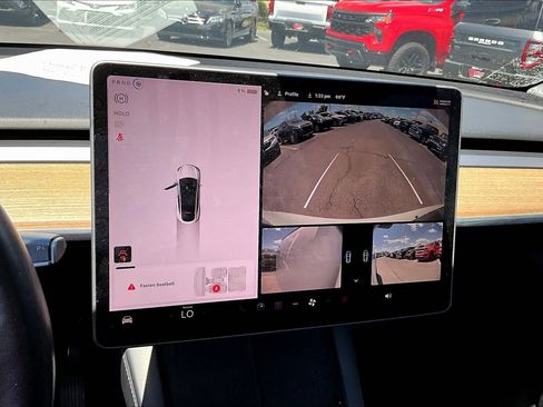 Used 2022 Tesla Model Y Long Range AWD/4WD image 14