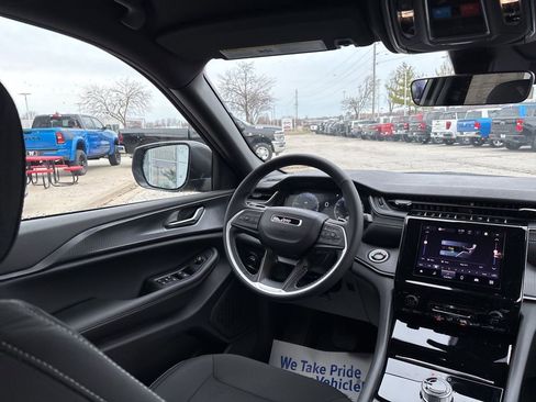 New 2026 Jeep Grand Cherokee Laredo AWD/4WD image 53