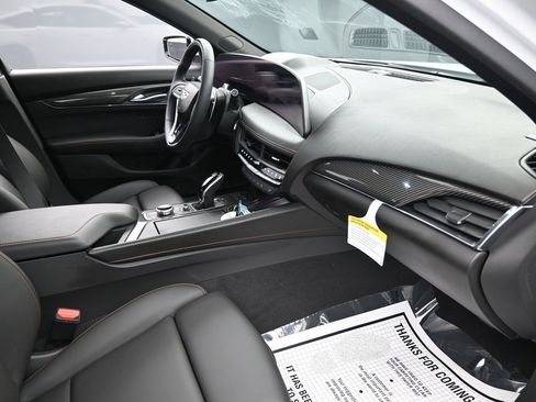 Used 2025 Cadillac CT5 Sport image 39