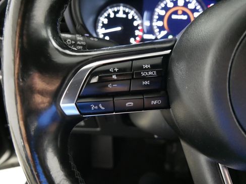 Used 2024 MAZDA MAZDA3 s image 27