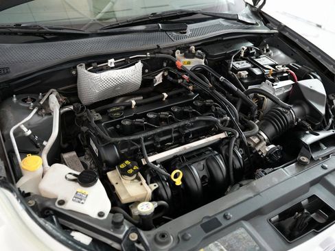 Used 2009 Ford Focus S image 43