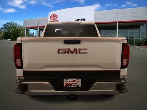 Used 2024 GMC Sierra 1500 Pro w/ Pro Value Package AWD/4WD image 3