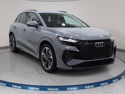 Used 2024 Audi Q4 e-tron Premium w/ Convenience Package AWD/4WD image 4