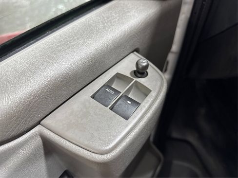Used 2025 GMC Savana 2500 w/ Driver Convenience Package RWD image 28