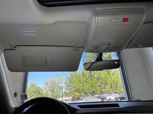Used 2022 Volkswagen Atlas SE w/ Panoramic Sunroof Package AWD/4WD image 39