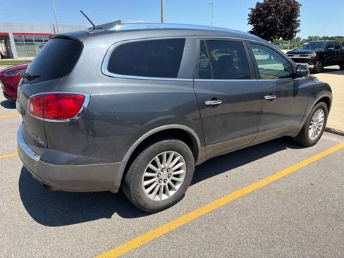 Used 2011 Buick Enclave CXL FWD image 5