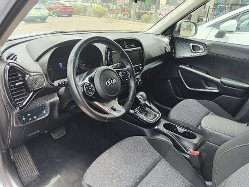 Certified 2021 Kia Soul EX FWD image 2