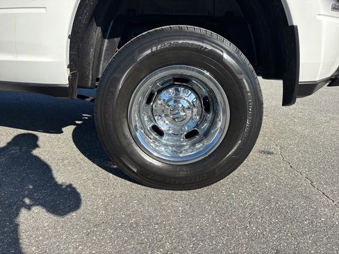 Used 2020 RAM 3500 Tradesman image 29