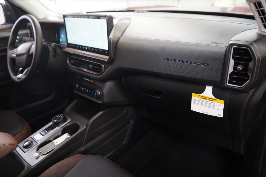 New 2026 Ford Bronco Sport Outer Banks w/ Outer Banks Tech Package+ AWD/4WD image 21