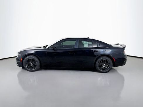 Used 2020 Dodge Charger SXT image 11