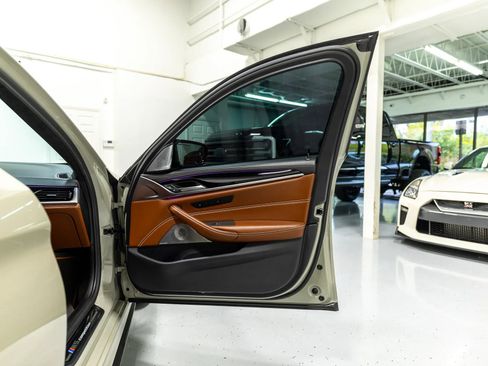 Used 2021 BMW M5 w/ Competition Package AWD/4WD image 41