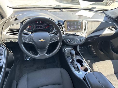 Used 2024 Chevrolet Malibu LT image 7