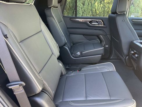 New 2026 GMC Yukon Elevation image 25