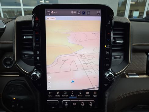 Used 2026 RAM 3500 Longhorn image 24