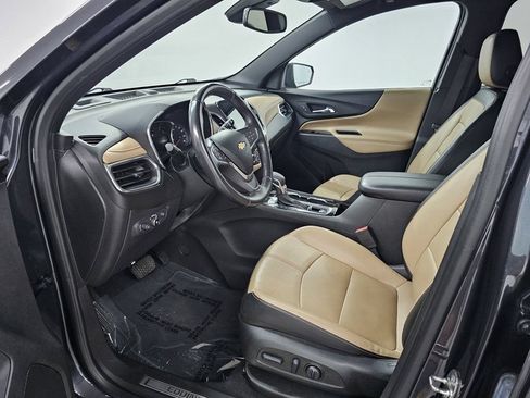 Used 2022 Chevrolet Equinox Premier AWD/4WD image 12