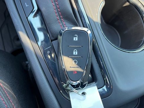 Used 2024 Chevrolet Equinox RS image 34